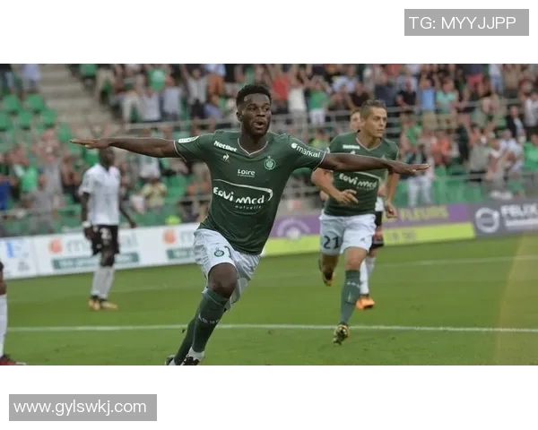 法国足球甲级联赛：聚焦新赛季球队动态与明星球员表现分析